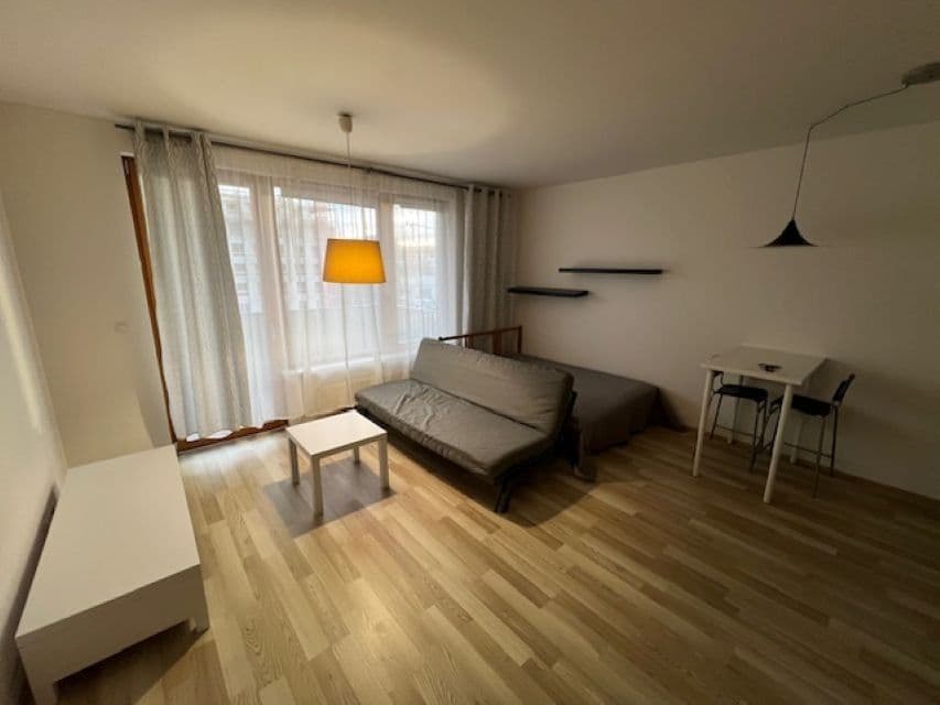 Predaj bytu 1-izbový 36 m², Modrého, Praha, Praha Predaj bytu 1-izbový 36 m², Modrého, Praha, Praha
