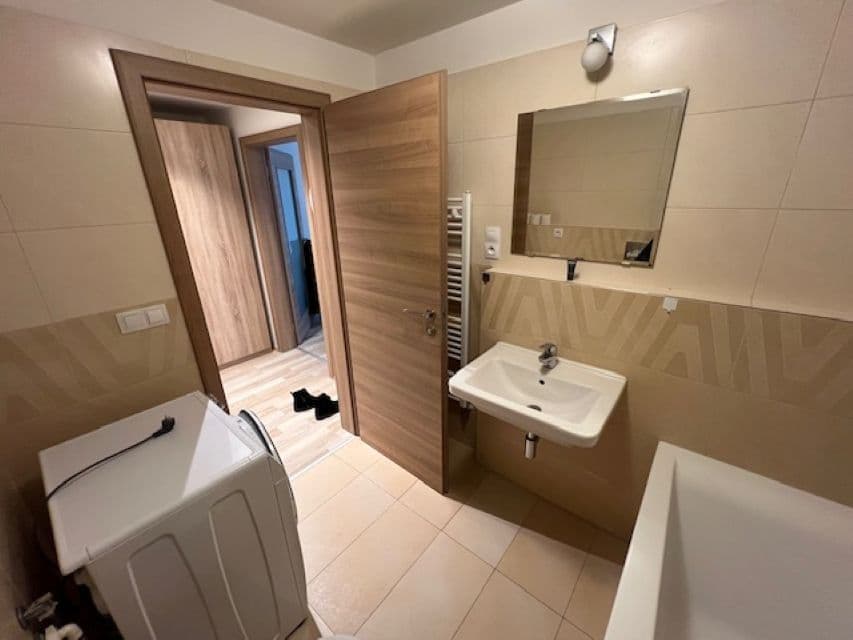 Predaj bytu 1-izbový 36 m², Modrého, Praha, Praha Predaj bytu 1-izbový 36 m², Modrého, Praha, Praha