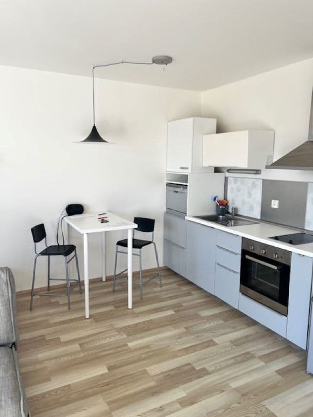 Predaj bytu 1-izbový 36 m², Modrého, Praha, Praha Predaj bytu 1-izbový 36 m², Modrého, Praha, Praha