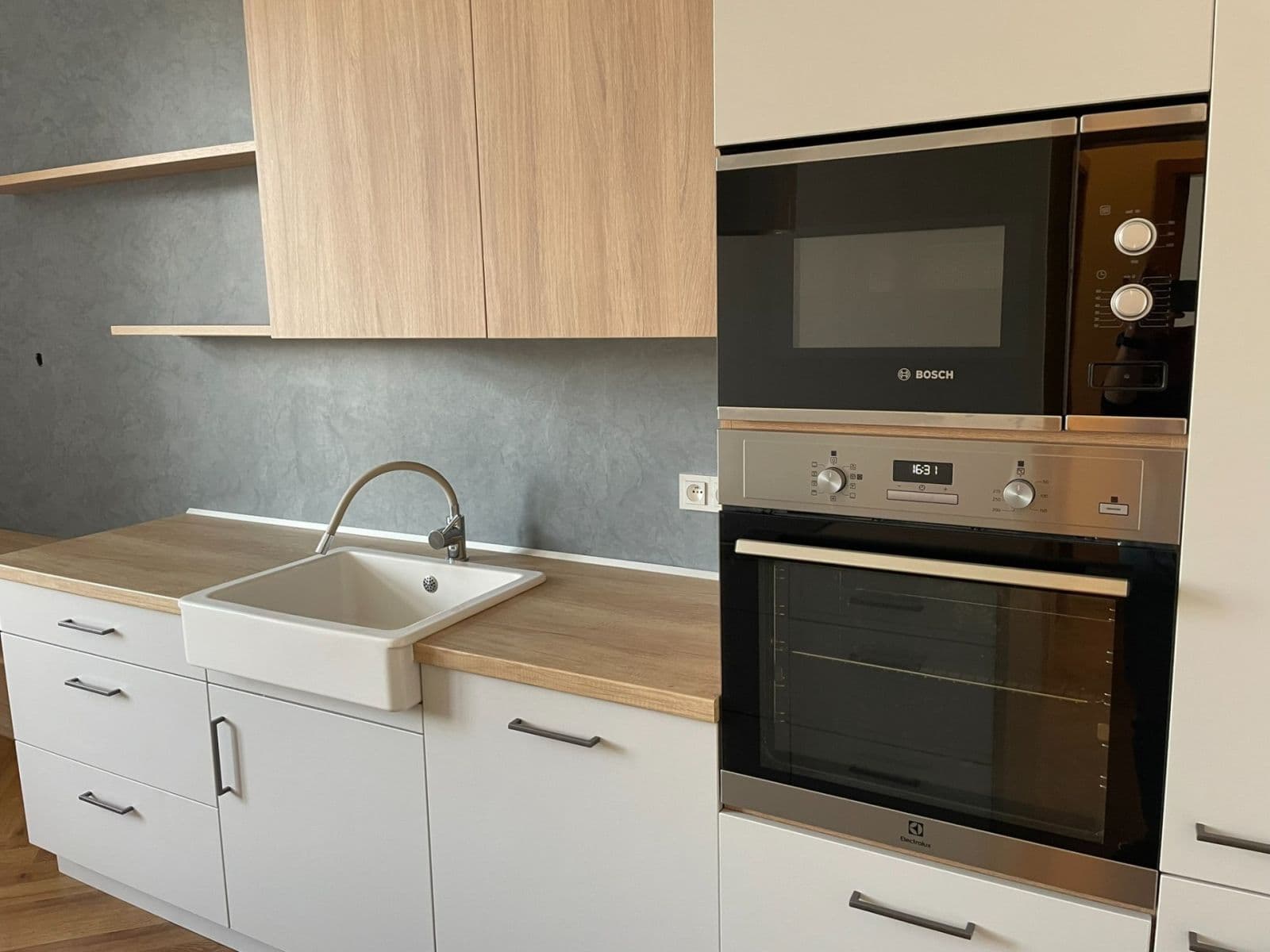 Predaj bytu 2-izbový 69 m², Komenského, Trutnov, Královéhradecký kraj Predaj bytu 2-izbový 69 m², Komenského, Trutnov, Královéhradecký kraj