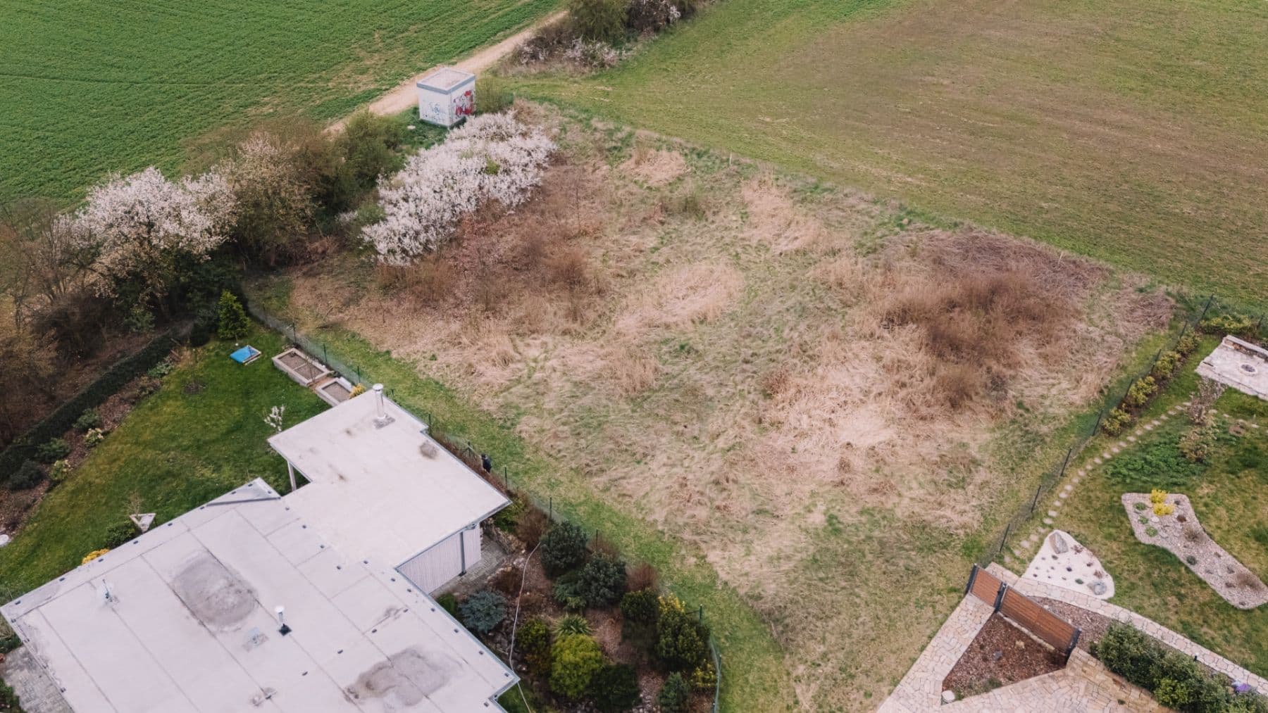 Predaj pozemku 1.594 m², Pod Vrážkou, Řevnice, Středočeský kraj Predaj pozemku 1.594 m², Pod Vrážkou, Řevnice, Středočeský kraj