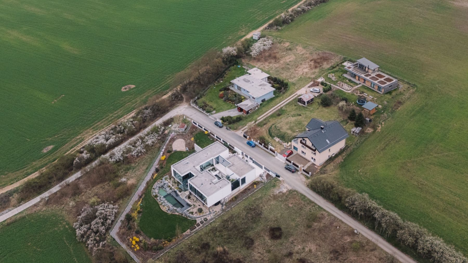 Predaj pozemku 1.594 m², Pod Vrážkou, Řevnice, Středočeský kraj Predaj pozemku 1.594 m², Pod Vrážkou, Řevnice, Středočeský kraj