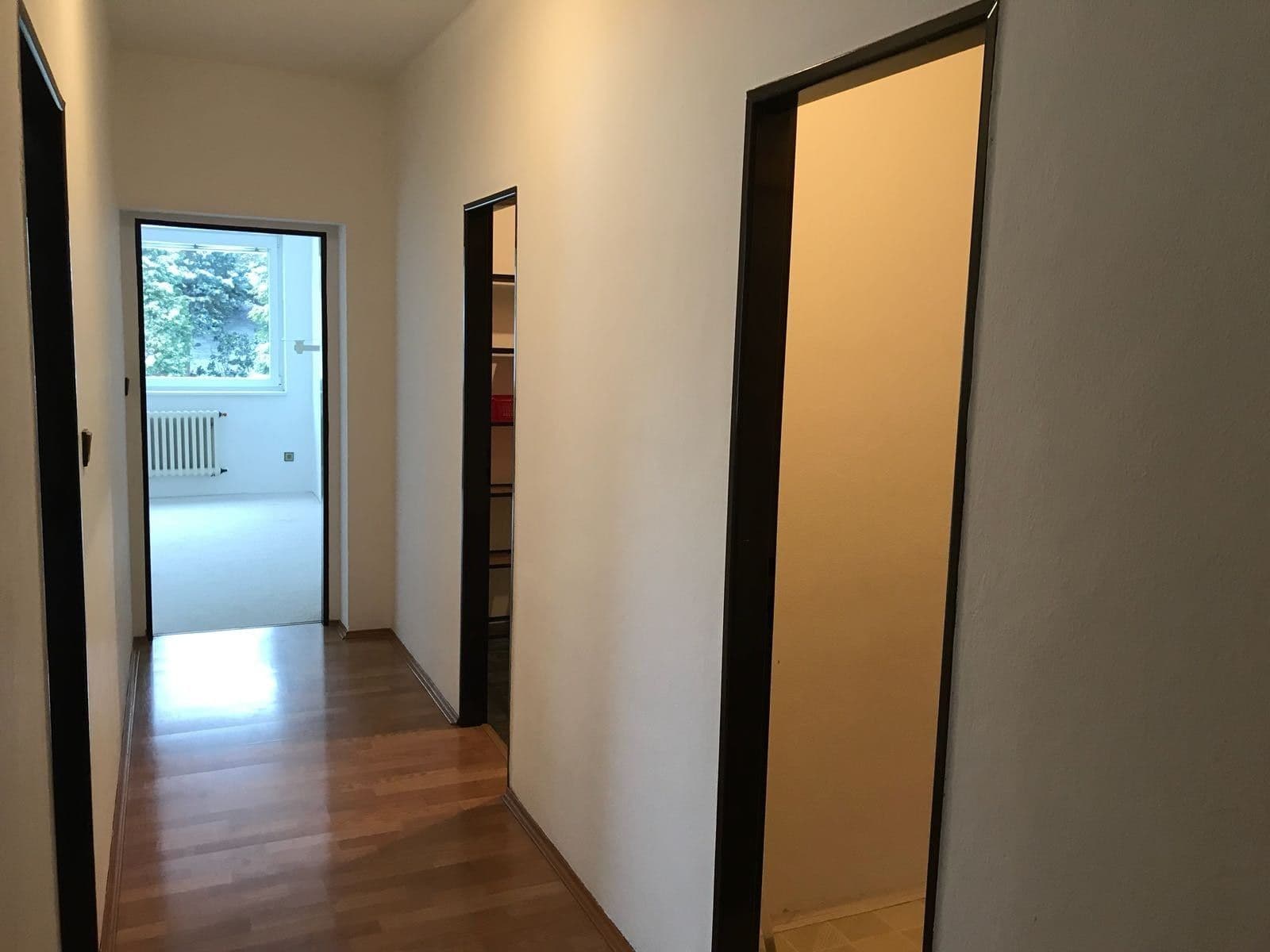 Prenájom bytu 6-izbový 125 m², V Souhradí, Řevnice, Středočeský kraj Prenájom bytu 6-izbový 125 m², V Souhradí, Řevnice, Středočeský kraj