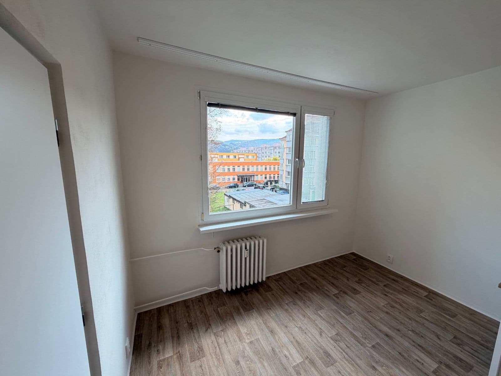 Prenájom bytu 1-izbový 34 m², Železná, Ústí nad Labem, Ústecký kraj Prenájom bytu 1-izbový 34 m², Železná, Ústí nad Labem, Ústecký kraj