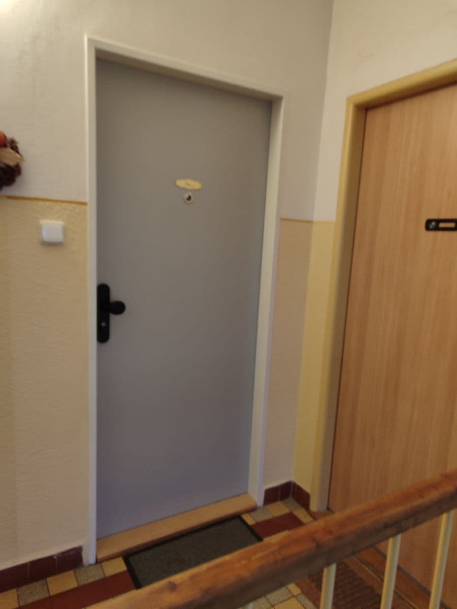 Prenájom bytu 3-izbový 50 m², Pod Záhorskem, Plzeň, Plzeňský kraj Prenájom bytu 3-izbový 50 m², Pod Záhorskem, Plzeň, Plzeňský kraj