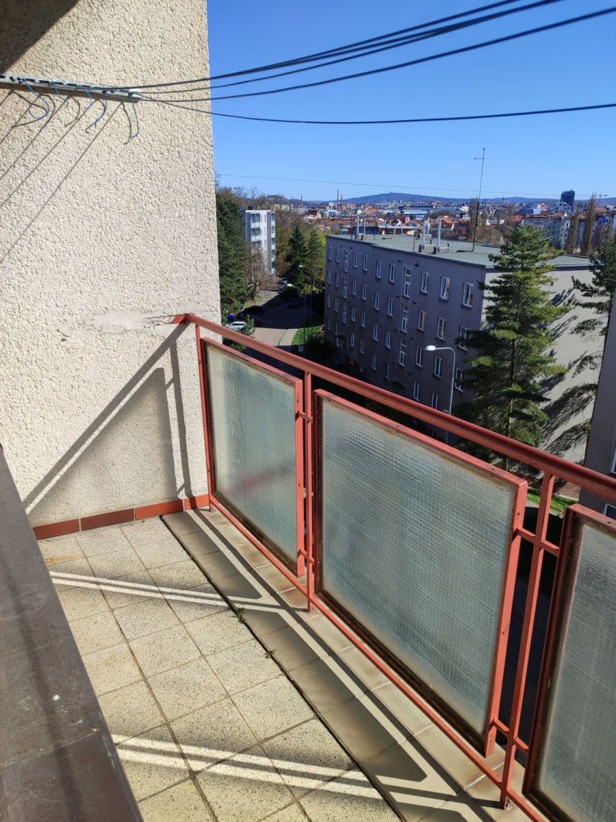 Prenájom bytu 3-izbový 50 m², Pod Záhorskem, Plzeň, Plzeňský kraj Prenájom bytu 3-izbový 50 m², Pod Záhorskem, Plzeň, Plzeňský kraj