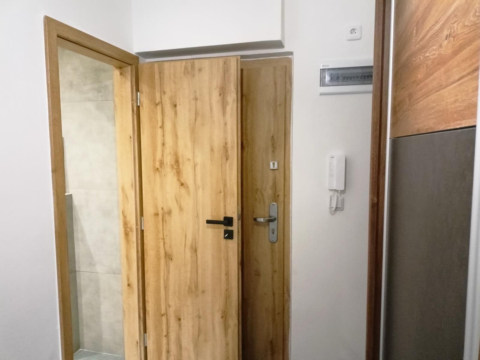 Predaj bytu 2-izbový 56 m², Karlovy Vary, Karlovarský kraj Predaj bytu 2-izbový 56 m², Karlovy Vary, Karlovarský kraj