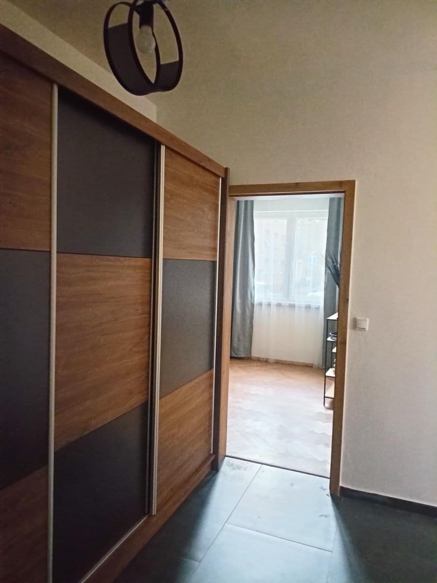 Predaj bytu 2-izbový 56 m², Karlovy Vary, Karlovarský kraj Predaj bytu 2-izbový 56 m², Karlovy Vary, Karlovarský kraj