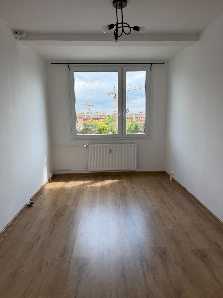Prenájom bytu 2-izbový 44 m², Prosecká, Praha, Praha Prenájom bytu 2-izbový 44 m², Prosecká, Praha, Praha
