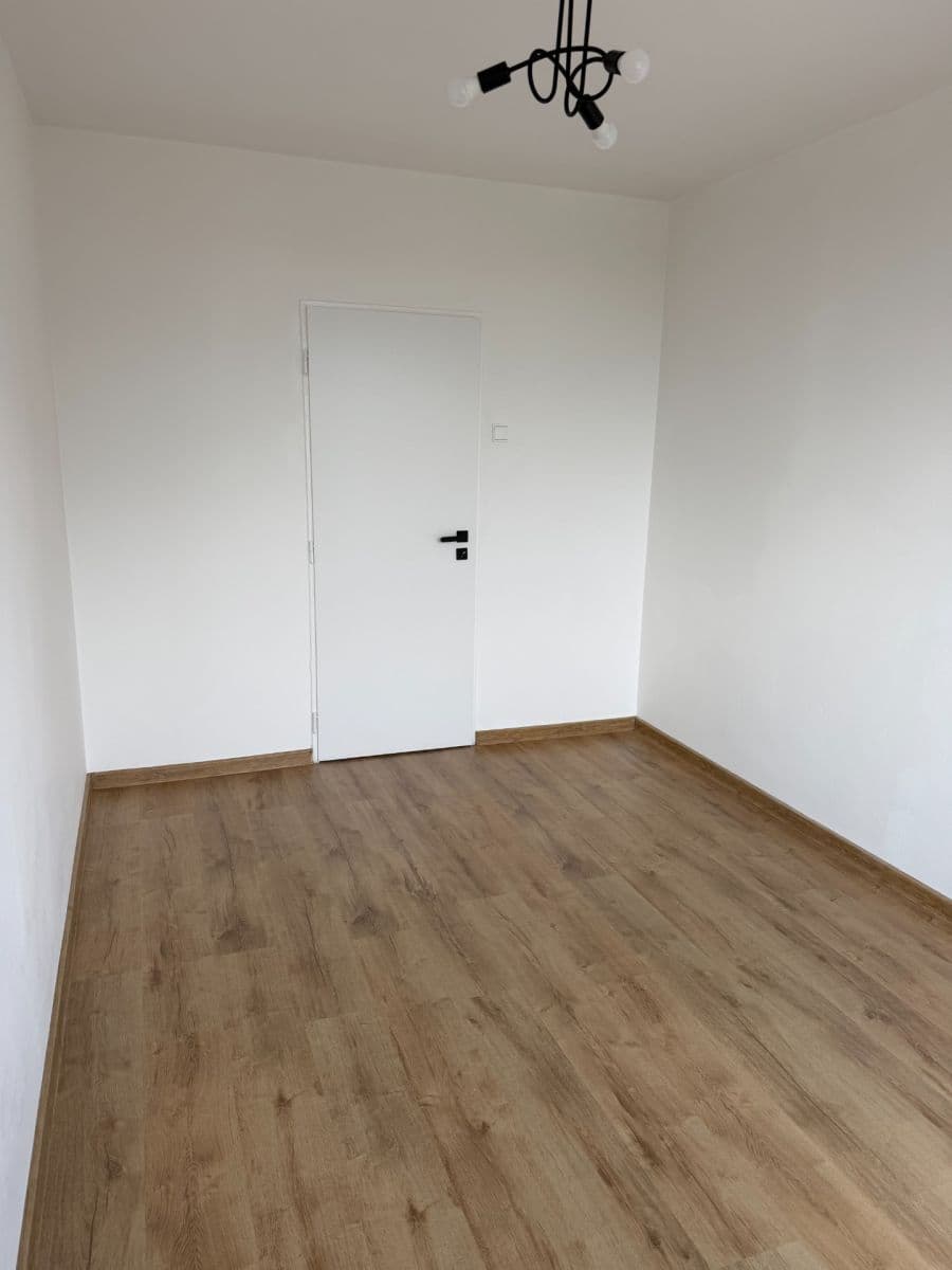 Prenájom bytu 2-izbový 44 m², Prosecká, Praha, Praha Prenájom bytu 2-izbový 44 m², Prosecká, Praha, Praha
