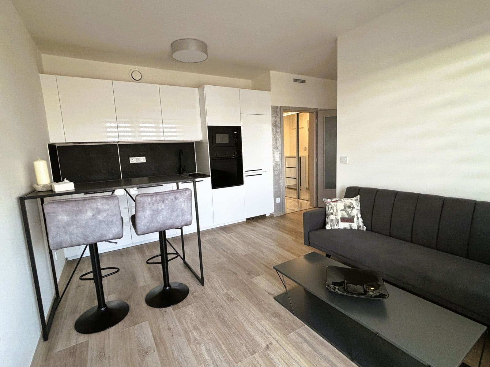Prenájom bytu 1-izbový 36 m², Arnošta Staňka, Praha, Praha Prenájom bytu 1-izbový 36 m², Arnošta Staňka, Praha, Praha