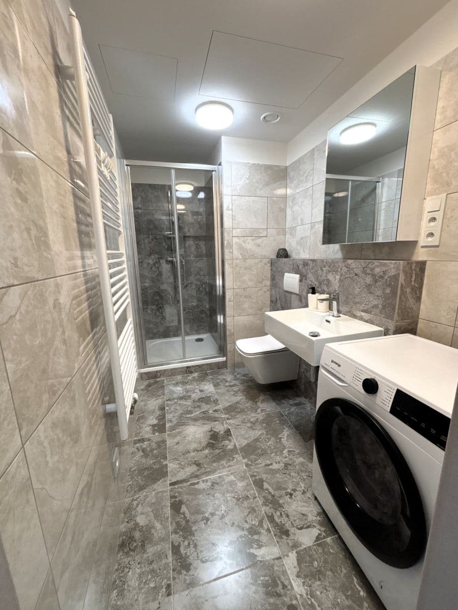 Prenájom bytu 1-izbový 36 m², Arnošta Staňka, Praha, Praha Prenájom bytu 1-izbový 36 m², Arnošta Staňka, Praha, Praha