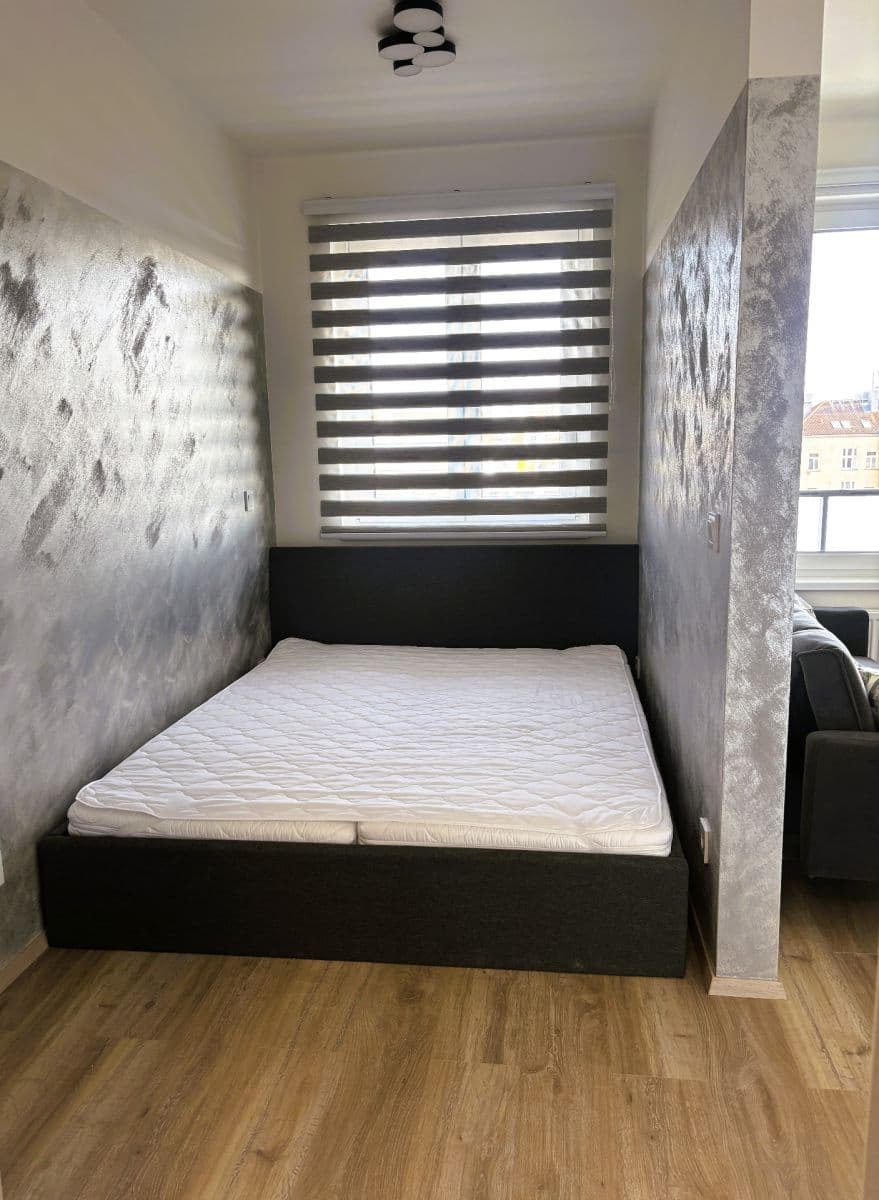Prenájom bytu 1-izbový 36 m², Arnošta Staňka, Praha, Praha Prenájom bytu 1-izbový 36 m², Arnošta Staňka, Praha, Praha
