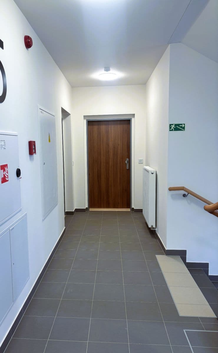 Prenájom bytu 1-izbový 36 m², Arnošta Staňka, Praha, Praha Prenájom bytu 1-izbový 36 m², Arnošta Staňka, Praha, Praha