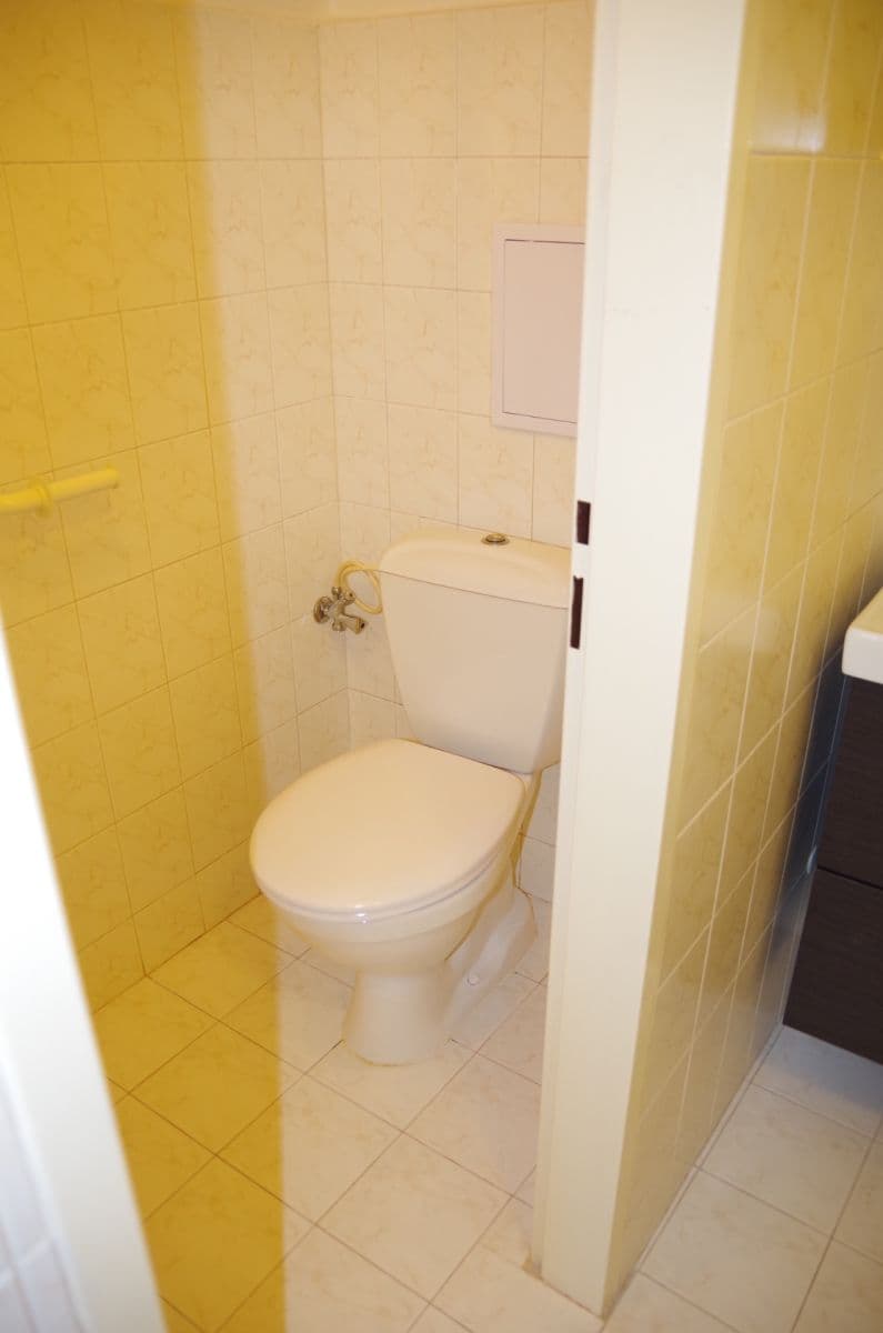 Prenájom bytu 1-izbový 35 m², Husitská, Praha, Praha Prenájom bytu 1-izbový 35 m², Husitská, Praha, Praha
