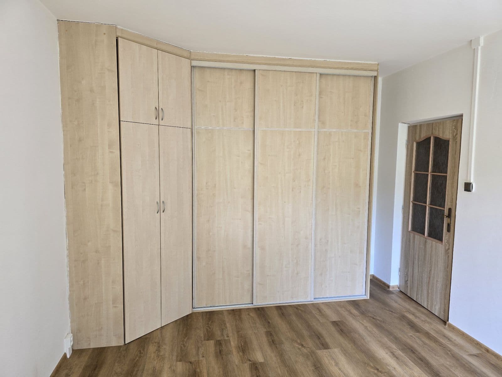 Prenájom bytu 2-izbový 36 m², Beethovenova, Frýdek-Místek, Moravskoslezský kraj Prenájom bytu 2-izbový 36 m², Beethovenova, Frýdek-Místek, Moravskoslezský kraj