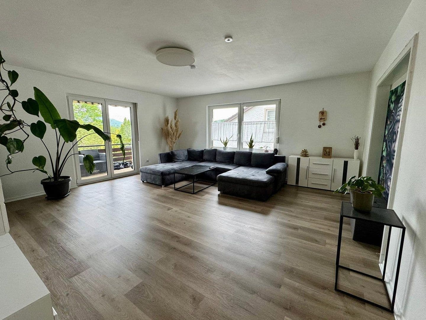 Prenájom bytu 4-izbový 122 m², Bad Sooden-Allendorf, Hesensko Prenájom bytu 4-izbový 122 m², Bad Sooden-Allendorf, Hesensko