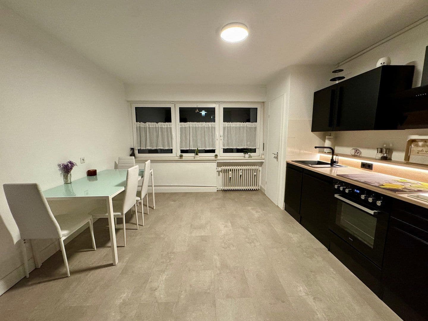 Prenájom bytu 4-izbový 122 m², Bad Sooden-Allendorf, Hesensko Prenájom bytu 4-izbový 122 m², Bad Sooden-Allendorf, Hesensko