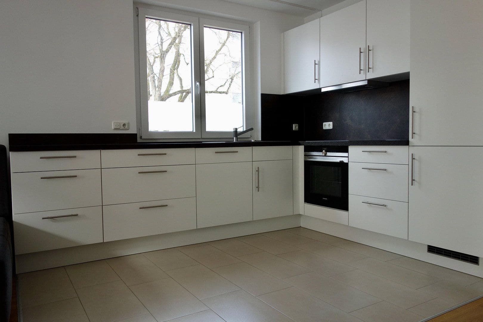 Prenájom bytu 3-izbový 87 m², Etzenhausener Str. 10, Dachau, Bavorsko Prenájom bytu 3-izbový 87 m², Etzenhausener Str. 10, Dachau, Bavorsko