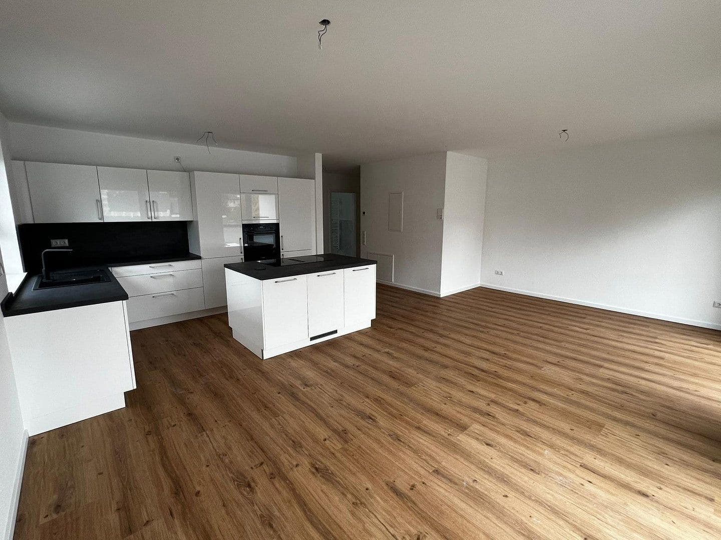 Predaj bytu 4-izbový 102 m², Dornhan, Bádensko-Wurttembersko Predaj bytu 4-izbový 102 m², Dornhan, Bádensko-Wurttembersko
