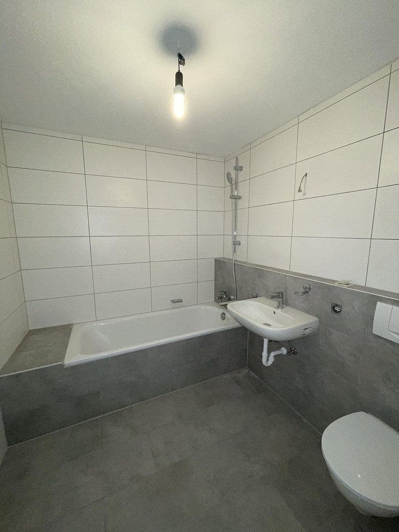 Prenájom bytu 1-izbový 44 m², Rastatt, Bádensko-Wurttembersko Prenájom bytu 1-izbový 44 m², Rastatt, Bádensko-Wurttembersko