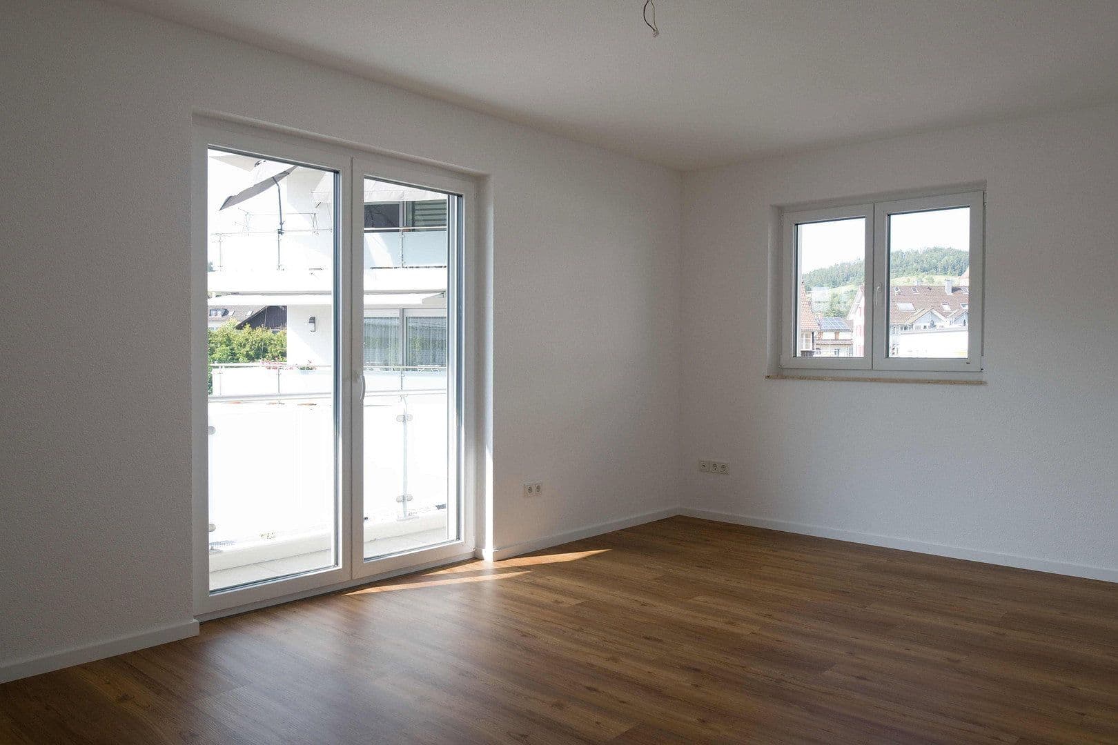 Prenájom bytu 3-izbový 106 m², Kandern, Bádensko-Wurttembersko Prenájom bytu 3-izbový 106 m², Kandern, Bádensko-Wurttembersko