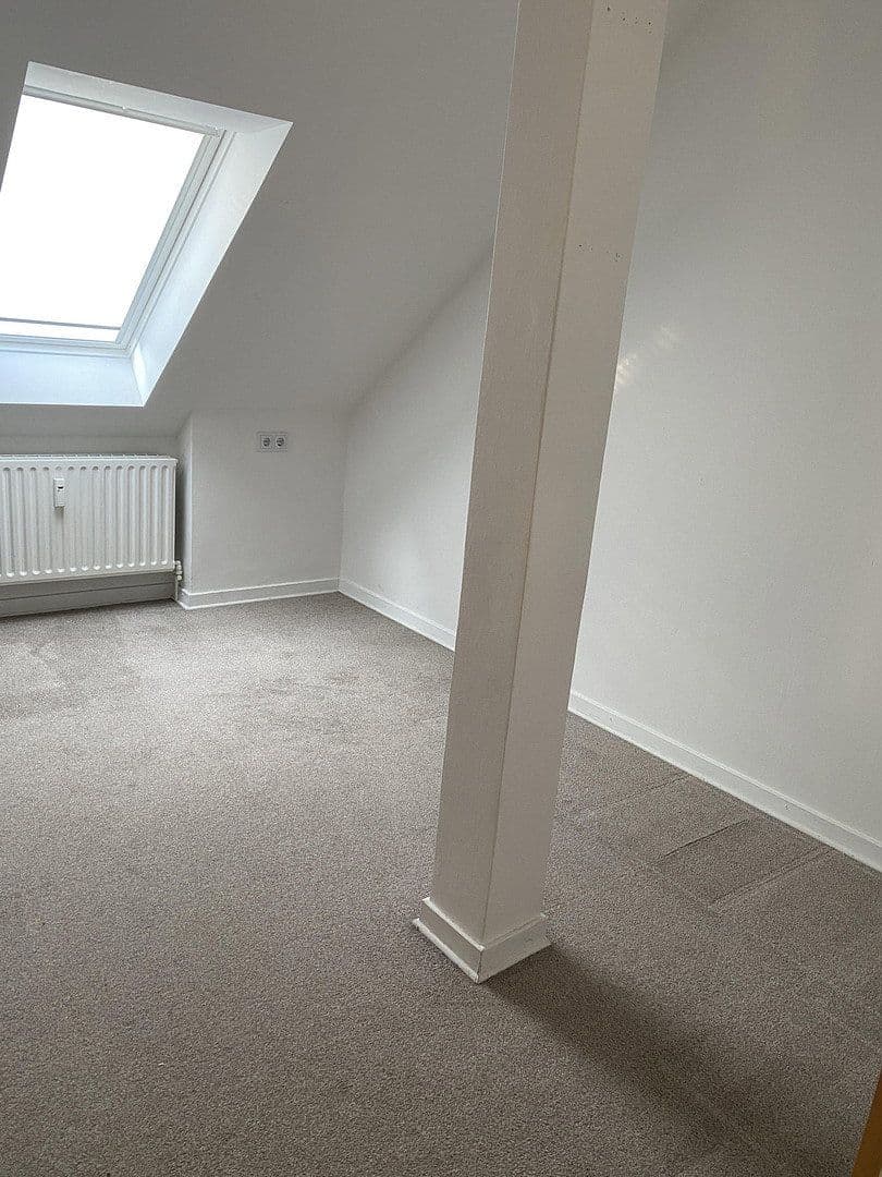 Predaj domu 208 m², pozemek 585 m², Hannover, Dolné Sasko Predaj domu 208 m², pozemek 585 m², Hannover, Dolné Sasko