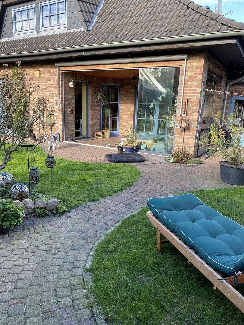 Predaj domu 208 m², pozemek 585 m², Hannover, Dolné Sasko Predaj domu 208 m², pozemek 585 m², Hannover, Dolné Sasko