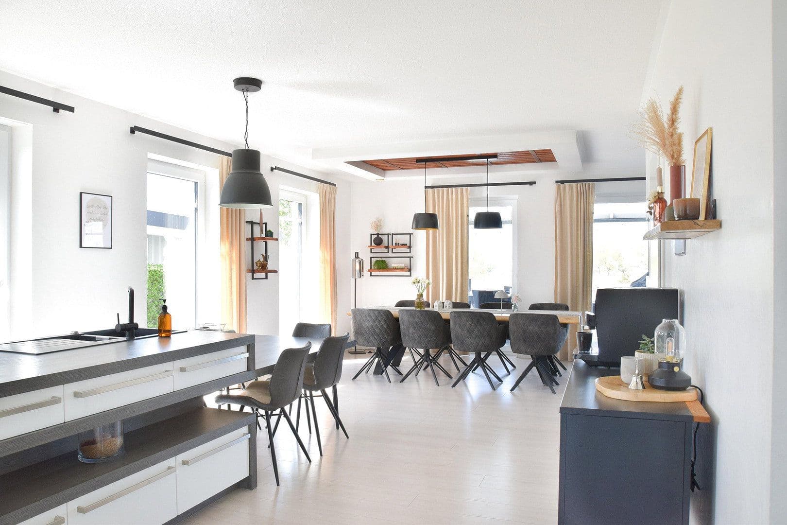 Predaj domu 171 m², pozemek 1.322 m², Wacholderweg 15, Espelkamp, Severné Porýnie - Westfálsko Predaj domu 171 m², pozemek 1.322 m², Wacholderweg 15, Espelkamp, Severné Porýnie - Westfálsko
