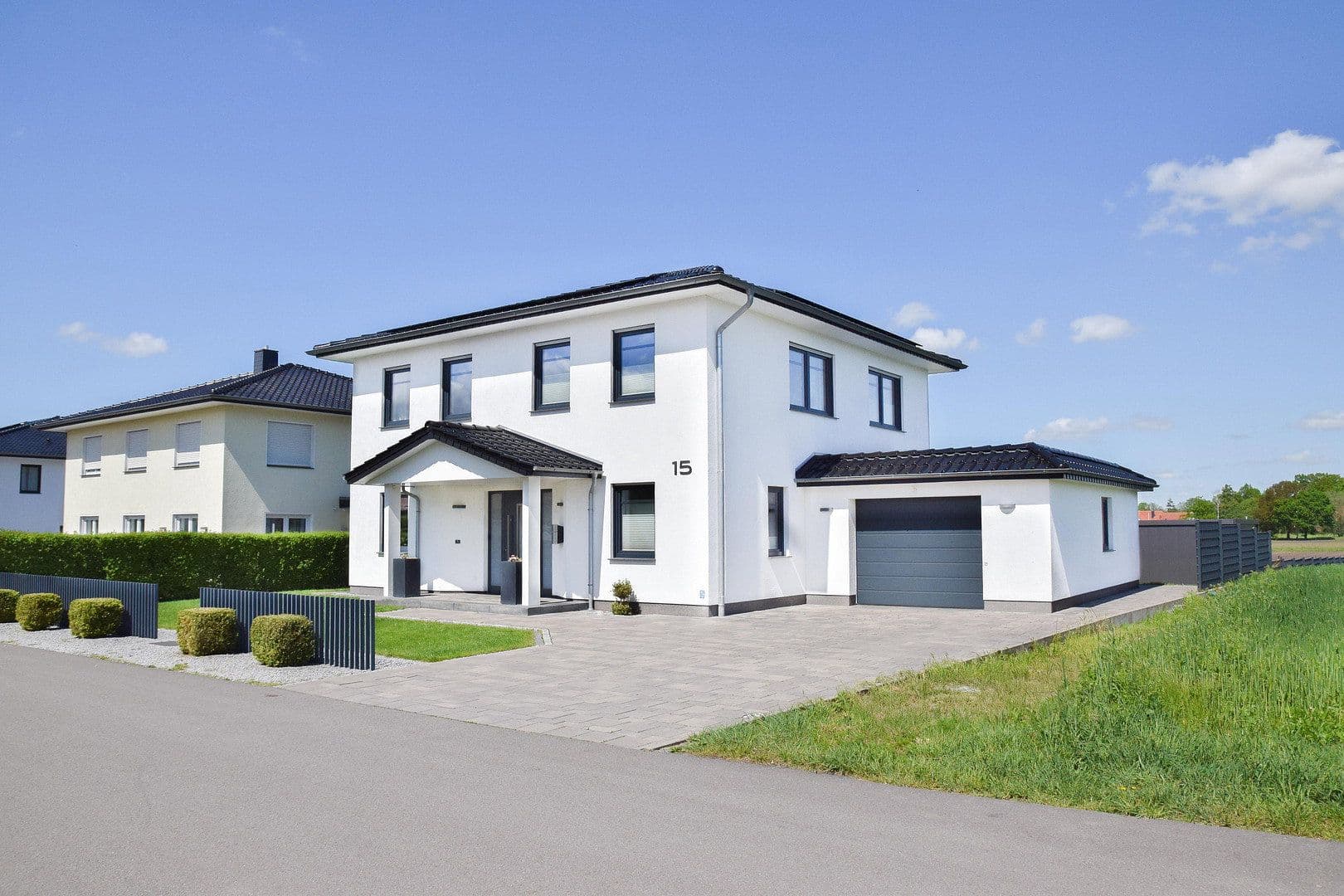 Predaj domu 171 m², pozemek 1.322 m², Wacholderweg 15, Espelkamp, Severné Porýnie - Westfálsko Predaj domu 171 m², pozemek 1.322 m², Wacholderweg 15, Espelkamp, Severné Porýnie - Westfálsko