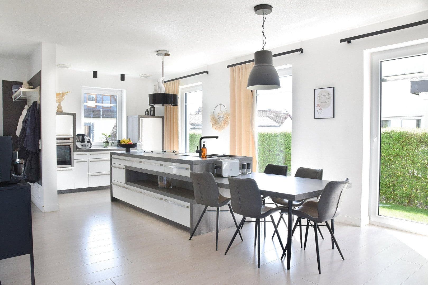 Predaj domu 171 m², pozemek 1.322 m², Wacholderweg 15, Espelkamp, Severné Porýnie - Westfálsko Predaj domu 171 m², pozemek 1.322 m², Wacholderweg 15, Espelkamp, Severné Porýnie - Westfálsko