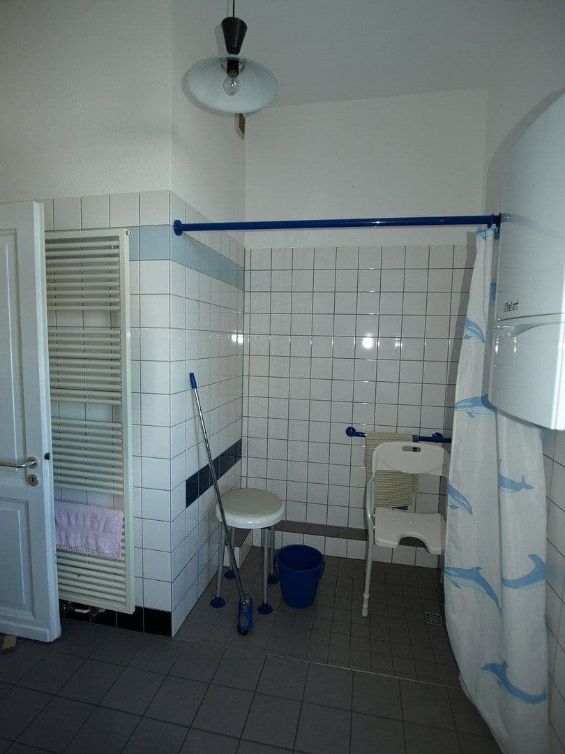 Prenájom domu 350 m², pozemek 2.500 m², Neuenhöhe 85, Wermelskirchen, Severné Porýnie - Westfálsko Prenájom domu 350 m², pozemek 2.500 m², Neuenhöhe 85, Wermelskirchen, Severné Porýnie - Westfálsko