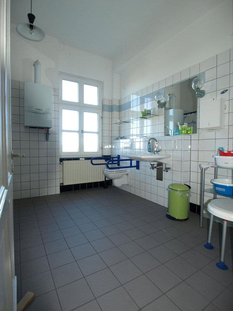 Prenájom domu 350 m², pozemek 2.500 m², Neuenhöhe 85, Wermelskirchen, Severné Porýnie - Westfálsko Prenájom domu 350 m², pozemek 2.500 m², Neuenhöhe 85, Wermelskirchen, Severné Porýnie - Westfálsko