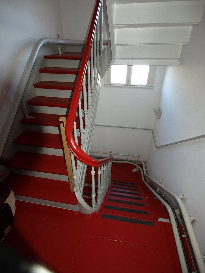 Prenájom domu 350 m², pozemek 2.500 m², Neuenhöhe 85, Wermelskirchen, Severné Porýnie - Westfálsko Prenájom domu 350 m², pozemek 2.500 m², Neuenhöhe 85, Wermelskirchen, Severné Porýnie - Westfálsko