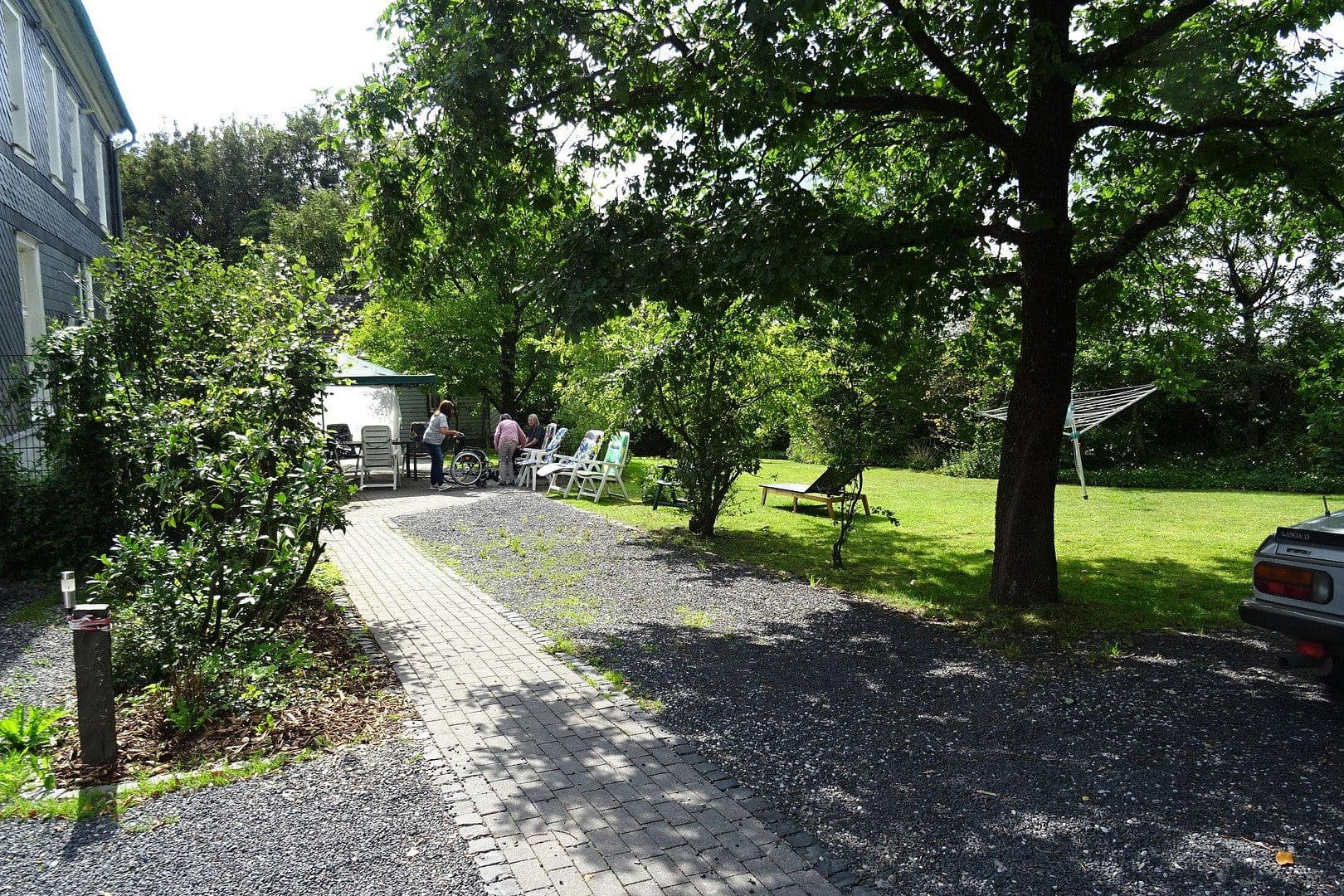 Prenájom domu 350 m², pozemek 2.500 m², Neuenhöhe 85, Wermelskirchen, Severné Porýnie - Westfálsko Prenájom domu 350 m², pozemek 2.500 m², Neuenhöhe 85, Wermelskirchen, Severné Porýnie - Westfálsko