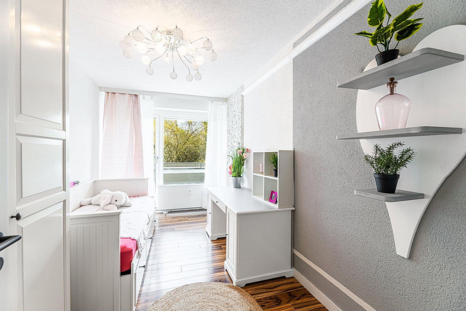 Predaj bytu 4-izbový 97 m², Allerseeweg 14, Höchberg, Bavorsko Predaj bytu 4-izbový 97 m², Allerseeweg 14, Höchberg, Bavorsko