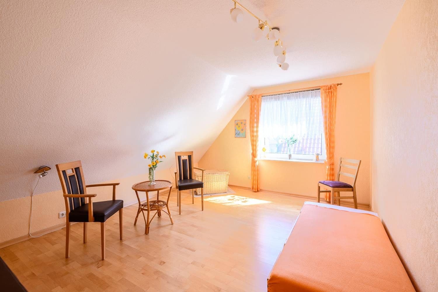 Predaj domu 144 m², pozemek 519 m², Elmenhorst, Meklenbursko-Predpomoransko Predaj domu 144 m², pozemek 519 m², Elmenhorst, Meklenbursko-Predpomoransko
