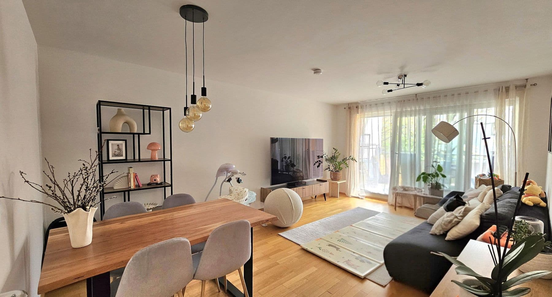 Predaj bytu 3-izbový 83 m², Türkenstr. 29c, München, Bavorsko Predaj bytu 3-izbový 83 m², Türkenstr. 29c, München, Bavorsko