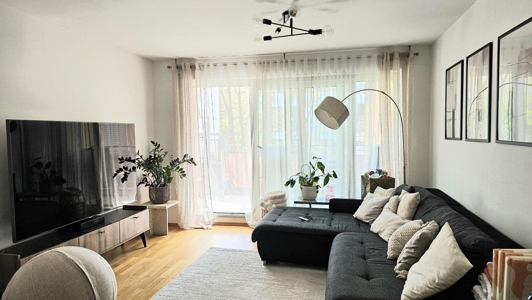Predaj bytu 3-izbový 83 m², Türkenstr. 29c, München, Bavorsko Predaj bytu 3-izbový 83 m², Türkenstr. 29c, München, Bavorsko