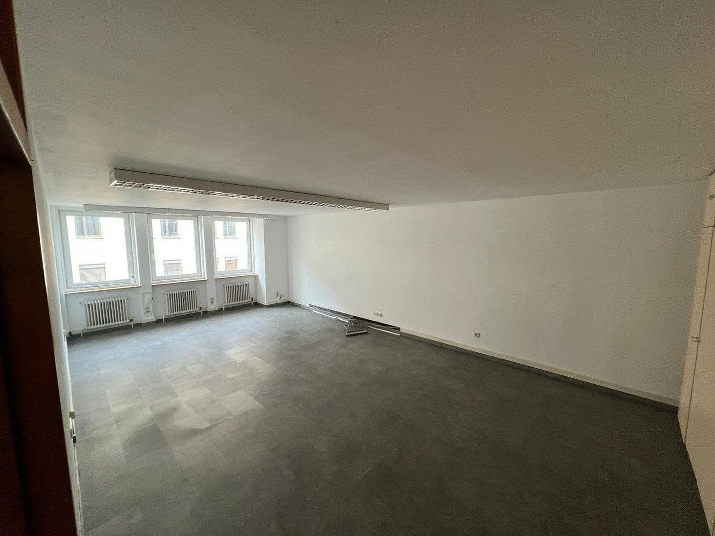 Prenájom kancelárie 188 m², Keßlerstraße 10, Nürnberg, Bavorsko Prenájom kancelárie 188 m², Keßlerstraße 10, Nürnberg, Bavorsko