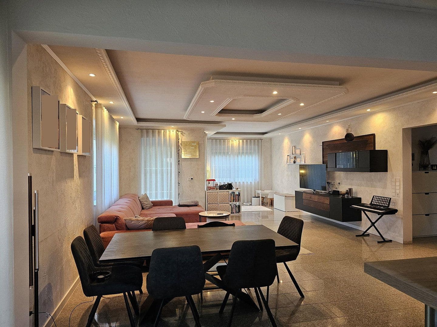 Predaj domu 180 m², pozemek 620 m², Bad Buchau, Bádensko-Wurttembersko Predaj domu 180 m², pozemek 620 m², Bad Buchau, Bádensko-Wurttembersko