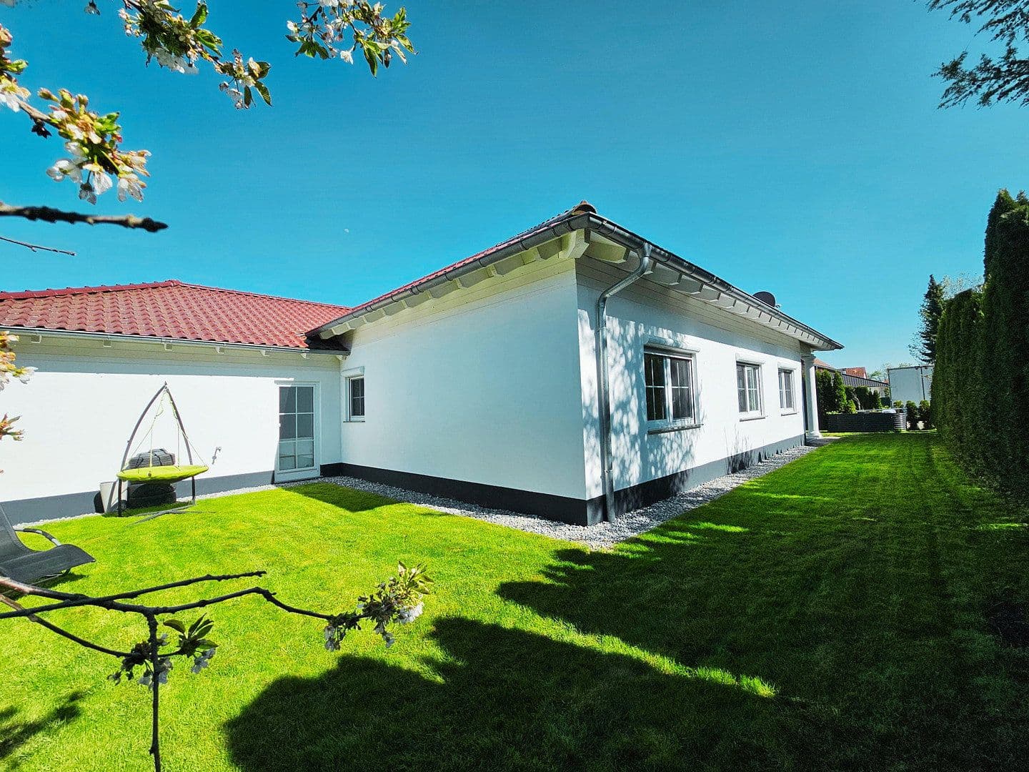 Predaj domu 180 m², pozemek 620 m², Bad Buchau, Bádensko-Wurttembersko Predaj domu 180 m², pozemek 620 m², Bad Buchau, Bádensko-Wurttembersko