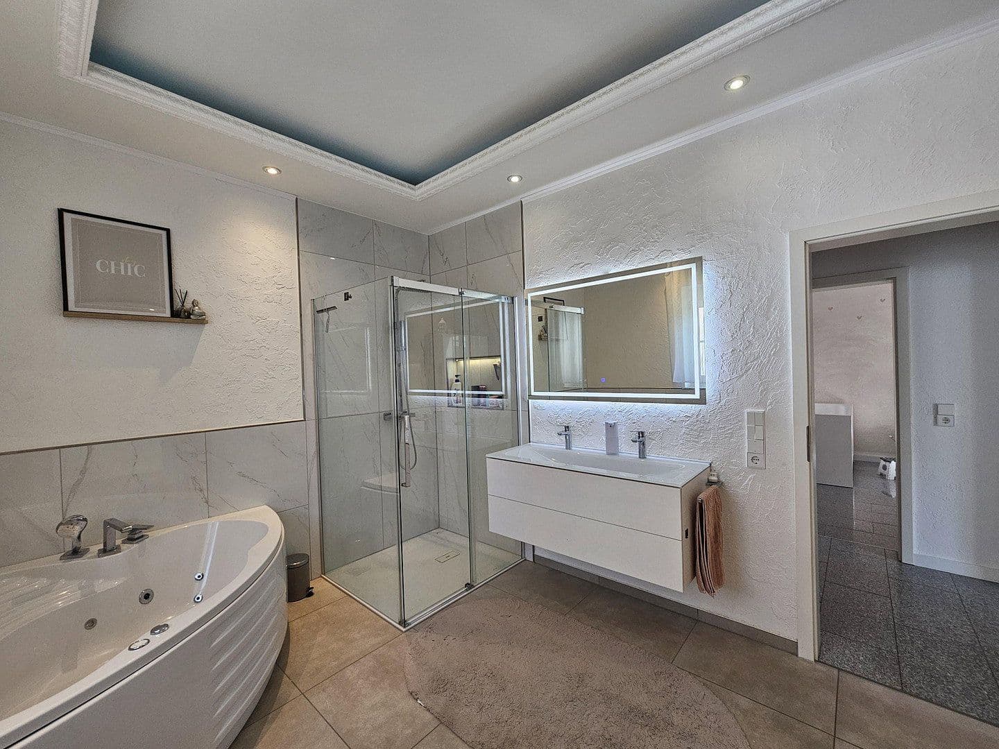 Predaj domu 180 m², pozemek 620 m², Bad Buchau, Bádensko-Wurttembersko Predaj domu 180 m², pozemek 620 m², Bad Buchau, Bádensko-Wurttembersko