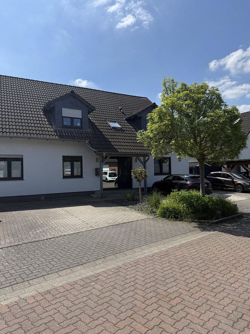 Predaj bytu 3-izbový 71 m², Gerstenbreiten 64, Lehre, Dolné Sasko Predaj bytu 3-izbový 71 m², Gerstenbreiten 64, Lehre, Dolné Sasko