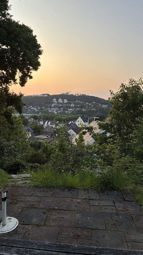 Predaj domu 185 m², pozemek 572 m², Siegen, Severné Porýnie - Westfálsko Predaj domu 185 m², pozemek 572 m², Siegen, Severné Porýnie - Westfálsko