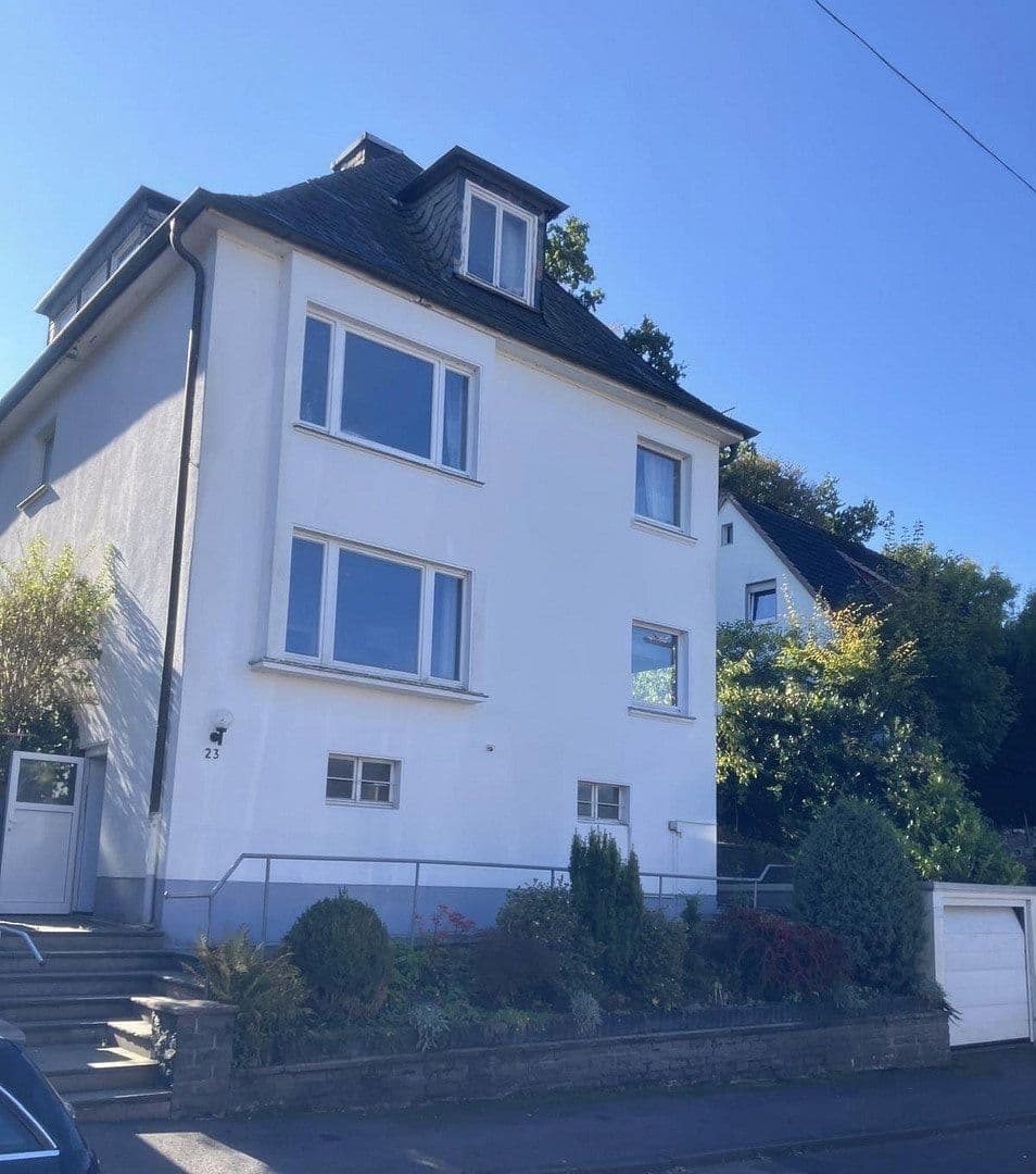 Predaj domu 185 m², pozemek 572 m², Siegen, Severné Porýnie - Westfálsko Predaj domu 185 m², pozemek 572 m², Siegen, Severné Porýnie - Westfálsko