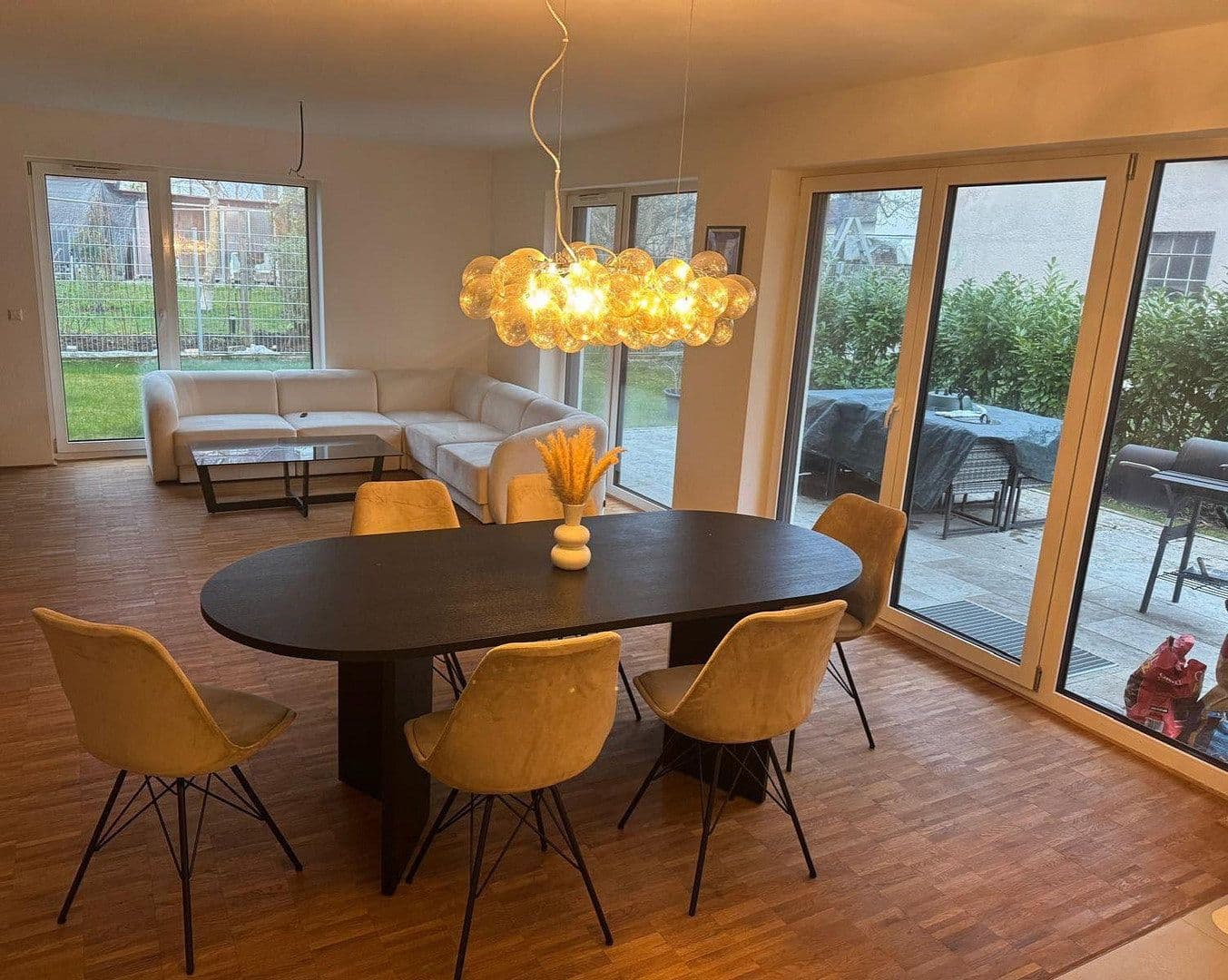 Prenájom bytu 2-izbový 77 m², Wilhelmstraße 10/1, Wolfschlugen, Bádensko-Wurttembersko Prenájom bytu 2-izbový 77 m², Wilhelmstraße 10/1, Wolfschlugen, Bádensko-Wurttembersko