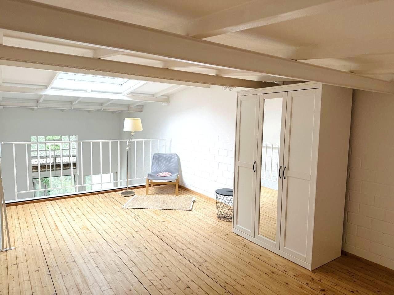 Prenájom bytu 2-izbový 61 m², Köln, Severné Porýnie - Westfálsko Prenájom bytu 2-izbový 61 m², Köln, Severné Porýnie - Westfálsko