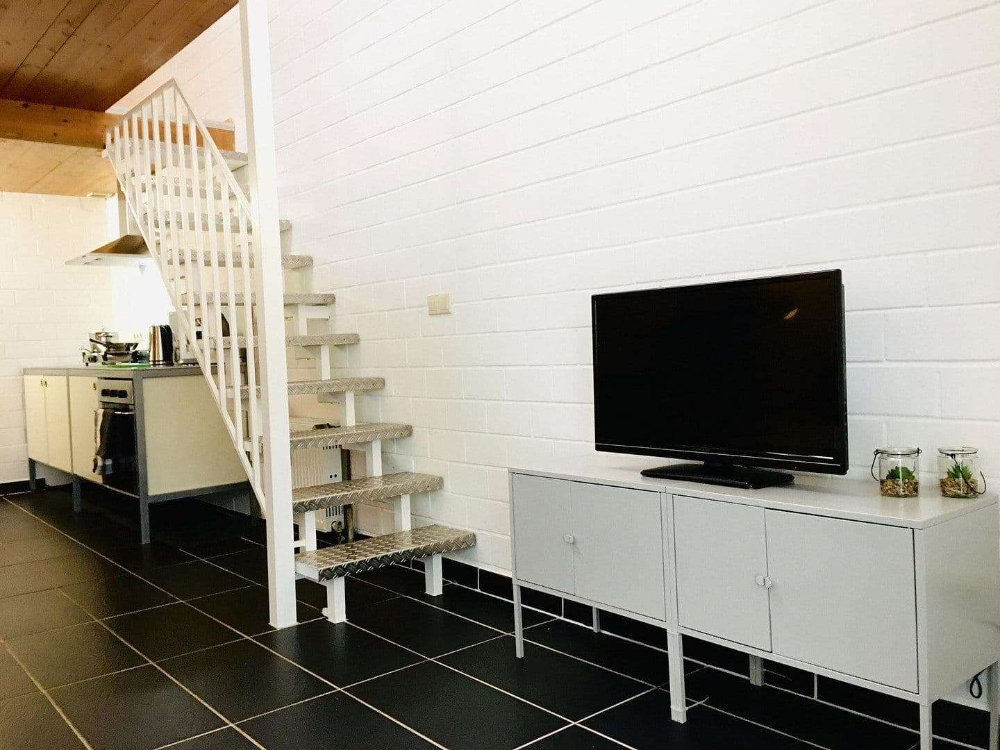 Prenájom bytu 2-izbový 61 m², Köln, Severné Porýnie - Westfálsko Prenájom bytu 2-izbový 61 m², Köln, Severné Porýnie - Westfálsko