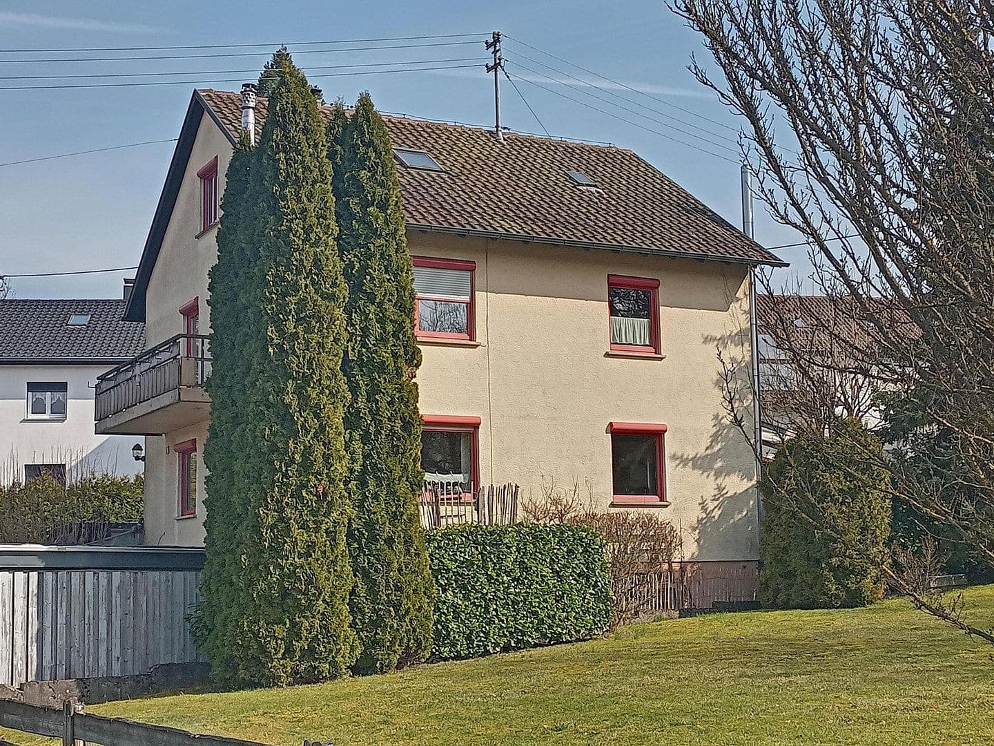 Predaj domu 135 m², pozemek 417 m², Murrhardt, Bádensko-Wurttembersko Predaj domu 135 m², pozemek 417 m², Murrhardt, Bádensko-Wurttembersko